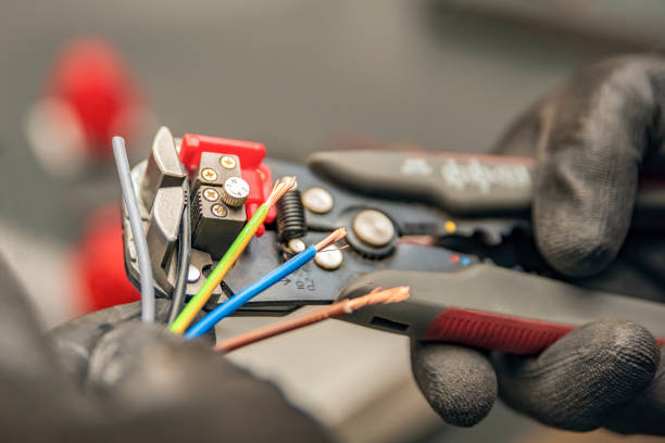 Best Affordable Emergency Electrician  in Walnut Park, CA